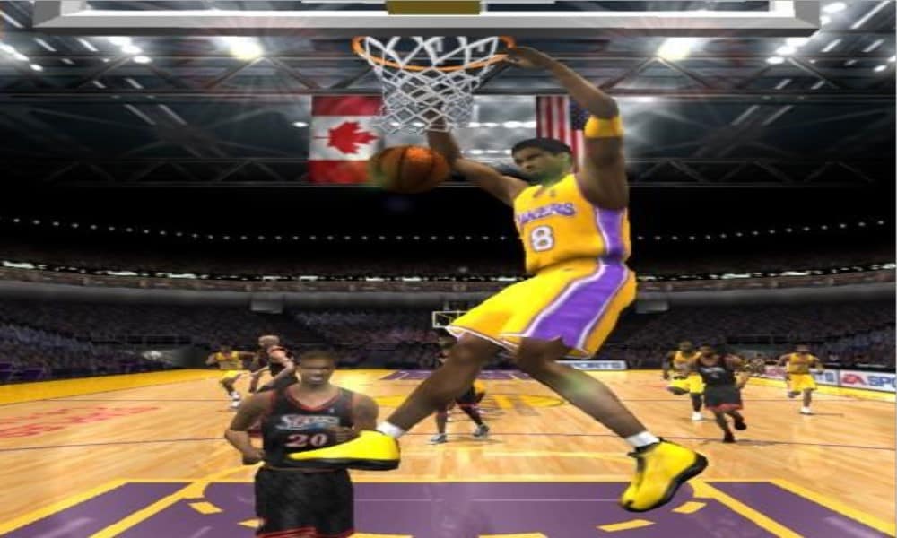 Virtual Kobe Bryant dunking the ball with both hands - Image from NBA Live 2002 for the PlayStation